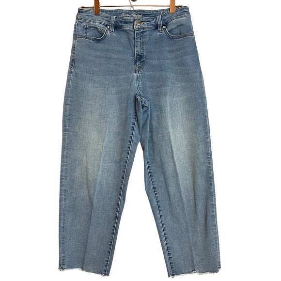 Tommy Bahama Boracay Indigo High Rise Straight Jeans in Mid Blue Wash - Picture 1 of 10